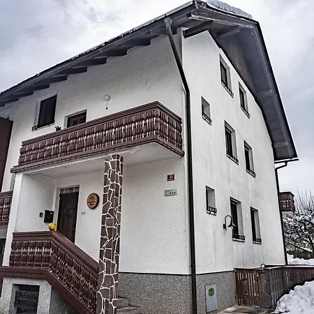 The Spacious Two-level 3appletrees Vakantiehuis Bohinj